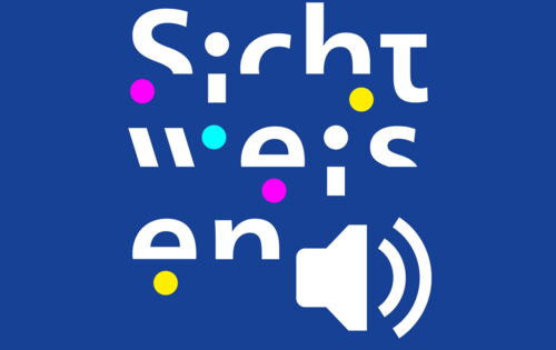 Logo des Sichtweisen-Podcasts: Über drei Zeilen verteilt, ist "Sichtweisen" in fragmentierter Schrift zu lesen. Rechts unten ein weißes Lautsprechersymbol vor blauem Hintergrund.